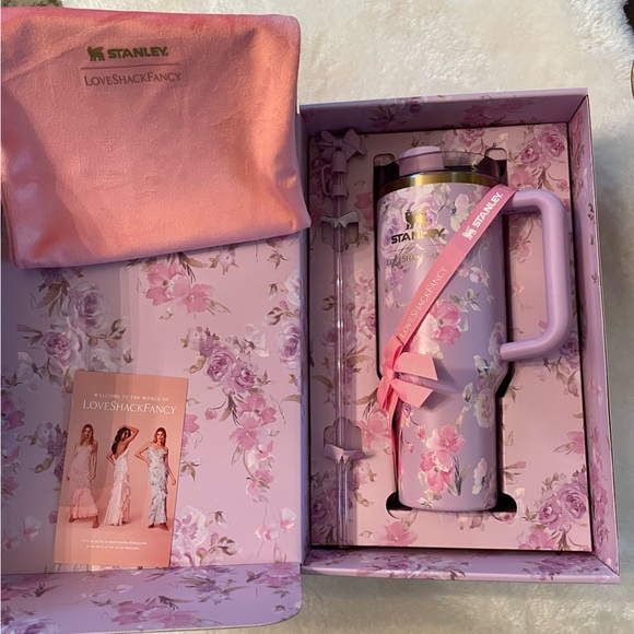 STANLEY X LOVESHACKFANCY QUENCHER | 40 OZ  |  HAPPY THOUGHTS - Picture 4 of 7